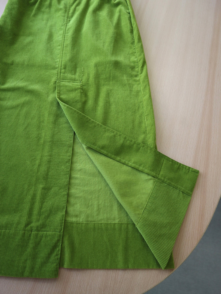 Greenコーデュロイロングスカート