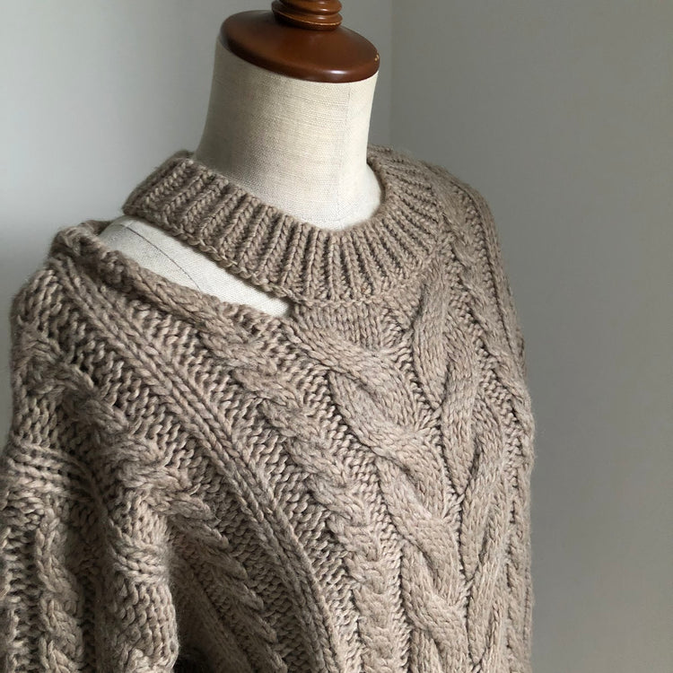 【Sentiment】Cable knit with open neck tops